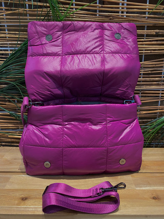 The Overnight Messenger