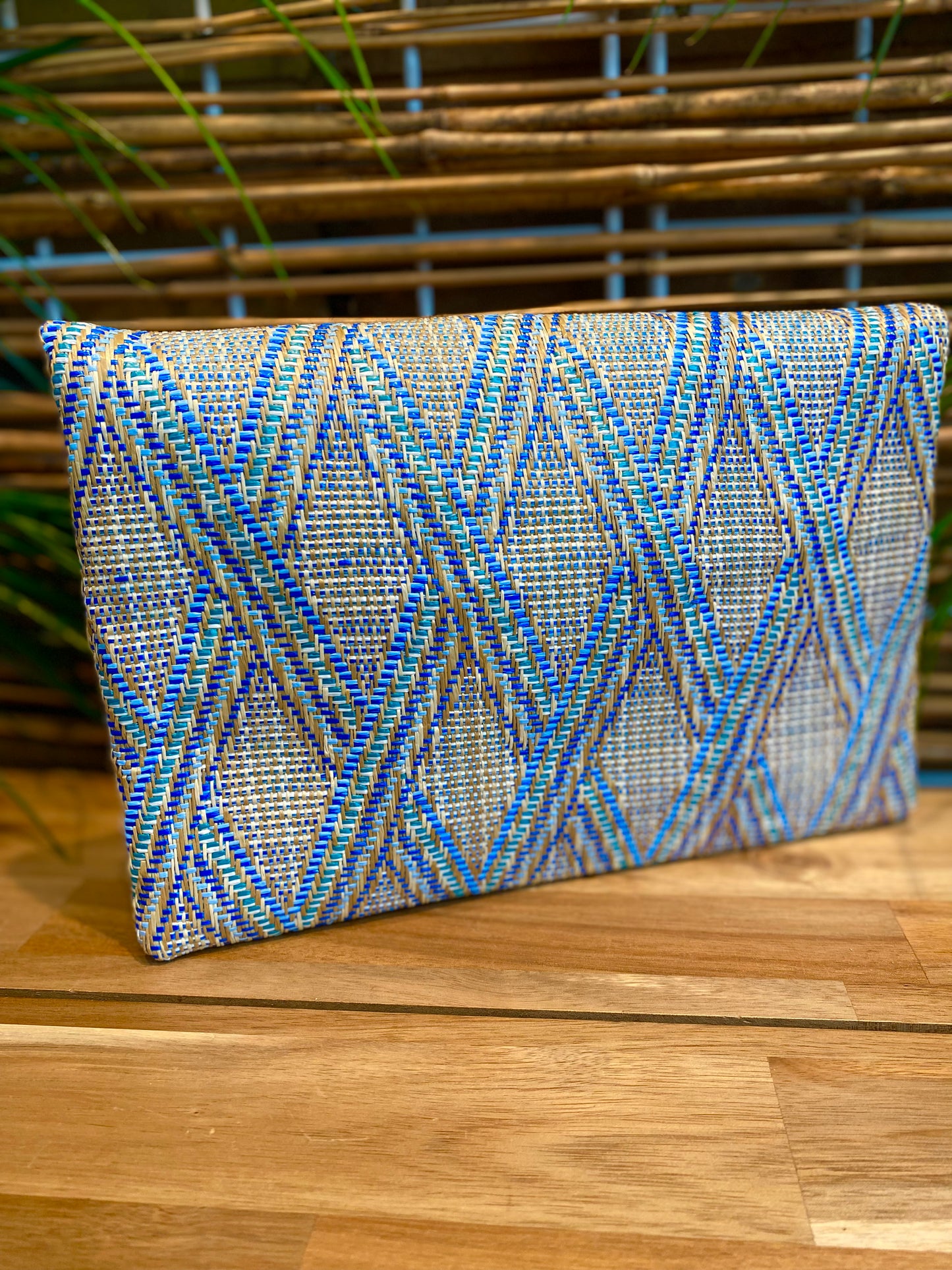 Janae Straw Clutch